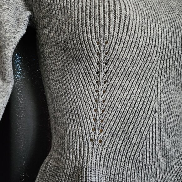 💫3/$20💫 Peplum Style Gray Sweater - Picture 6 of 11